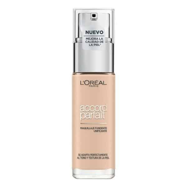 Liquid Make Up Base Accord Parfait L'Oreal Make Up (30 ml) (30 ml)/4,5N-true beige 30 ml - Image 2